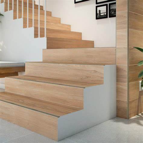 N-SUELO ASTRA STEP TRIM CENIZA-170  - 2.5 MTR LONG