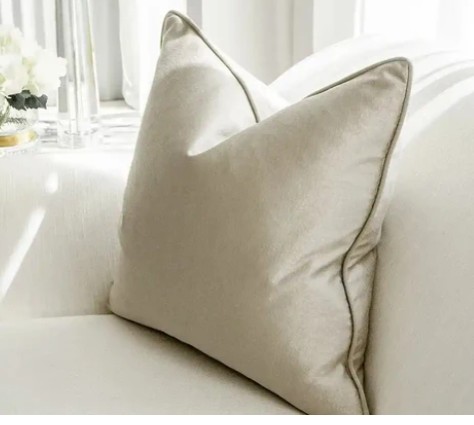 [ITHCUS19] THE CUSHION 19 IN 56*56CM