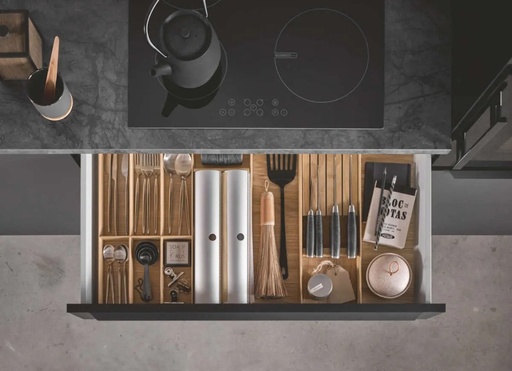WOOD CUTLERY TRAY 1